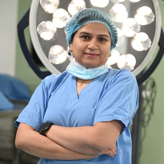Dr. Pooja Mittal – Obstetrician & Gynaecologist, Gynaecological Laparoscopy and Robotic Surgeon in Medanta Dr. Pooja Mittal
